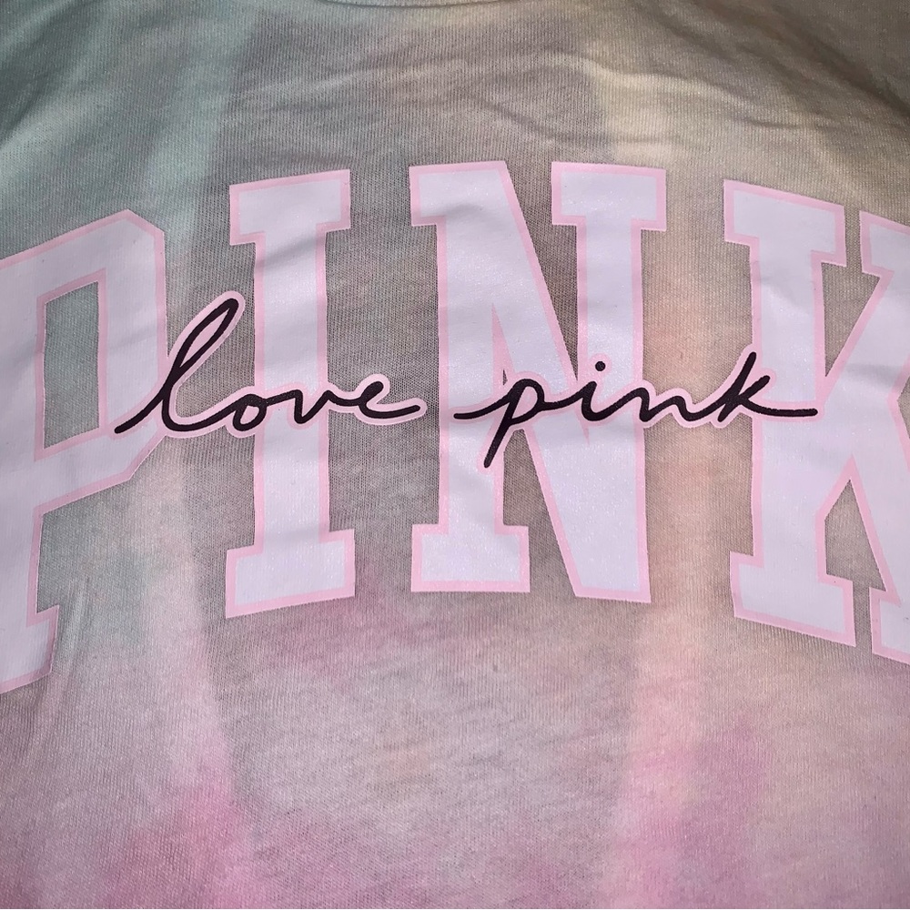 VS Pink Freya Tie Dye 2-Piece SET Tank Top & Matching Tie Dye Boyfriend Shorts - Picture 8 of 8